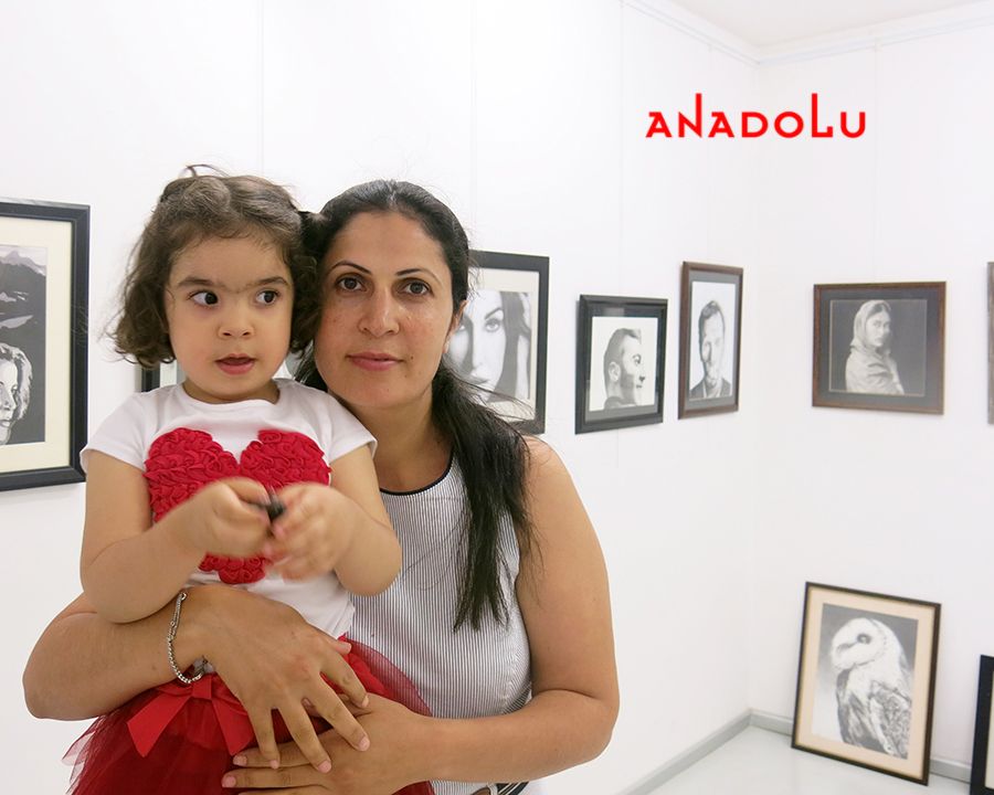 Karakalem Resim Sergisinden Örnekler Hatayda